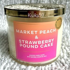 Bath & Body Works Market Peach & Strawberry Poundcake Candle